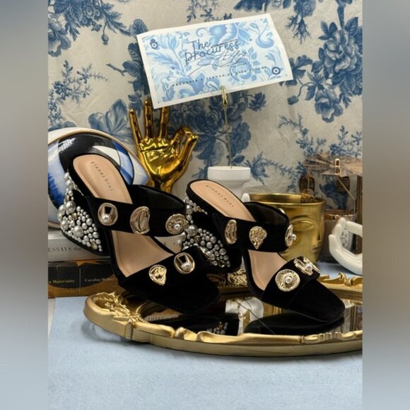 🆕 GIANNI BINI 🧿 NWOB Penei Velvet Pearl Surrealist Ornament Slide Sandal Sz5.5 - Picture 2 of 14
